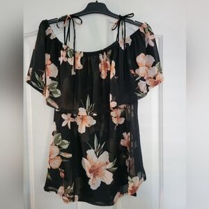 Siren Lily Sheer Off The Shoulder Floral Maternity Top, S